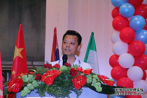 http://mmbiz.qpic.cn/mmbiz/jUJutK0YPJJm2TNxLyyFE6OHkXPRSblNMvRO53iazD37Y87spVqdYKibHORjv3zMSROjBI7Fn8IEYCgYZ2rLZIibQ/0