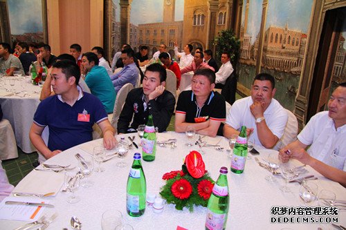http://mmbiz.qpic.cn/mmbiz/jUJutK0YPJJm2TNxLyyFE6OHkXPRSblNOicrmHOWuA7f7LBYqjzwfjvxfGCsicZL0bXKlms44gp2wzRicI5IHHNWA/0