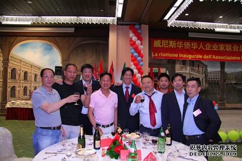 http://mmbiz.qpic.cn/mmbiz/jUJutK0YPJJm2TNxLyyFE6OHkXPRSblNEC3tCJk2pQJDeTPJbicbum8UiangRDSRSs6EaHeKJ5ibweER9kVRndpsQ/0