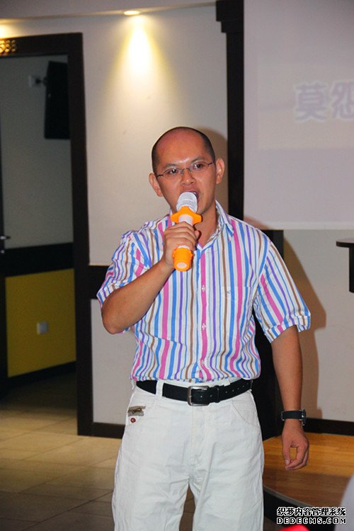 http://mmbiz.qpic.cn/mmbiz/jUJutK0YPJJm2TNxLyyFE6OHkXPRSblNUiaXBylPNlZaFyyxPvpHibuPfQwKUHwzOmeWuMNaaChb35ThdBtV6z3A/0